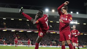 Simpati untuk Pendukung Liverpool yang Dianggap Menyebalkan