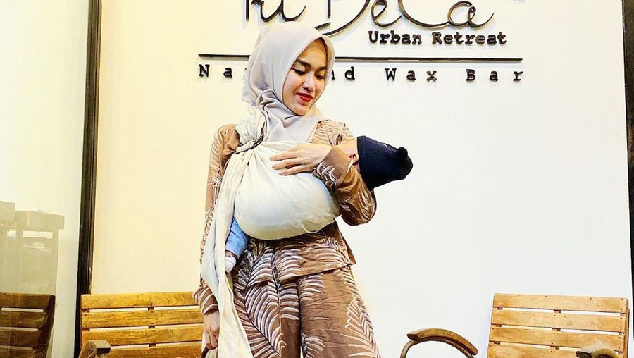 Positif Narkoba, Medina Zein Mengaku Tak Berikan ASI pada Anak Sejak Awal