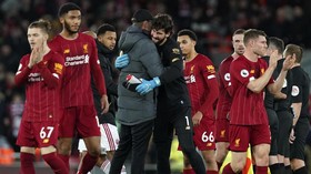 Liverpool Takut Bicara Juara Hingga Tiga Pemain ke MU