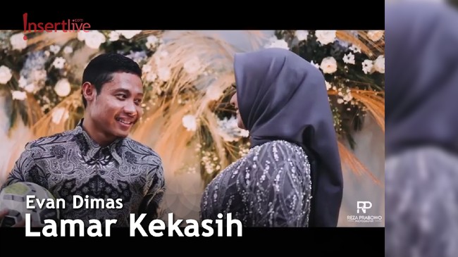 Selamat! Evan Dimas Resmi Melamar Sang Pujaan Hati