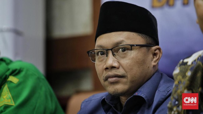 Pemuda Muhammadiyah menilai tindakan Rektorat memanggil pengurus BEM UI sebagai bentuk pembungkaman terhadap nalar kritis mahasiswa.