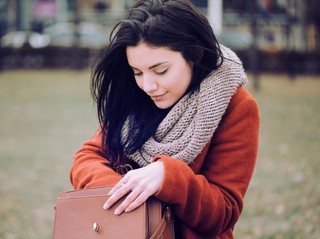 Bawa Laptop ke Kantor? Ini Cara Memilih Tote Bag yang Tepat