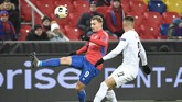 FOTO: Sembilan Rumor Transfer Pemain di Liga Inggris Berikut sembilan rumor transfer pemain yang terjadi di Liga Inggris sejak bursa transfer pertengahan musim dibuka pada 1 Januari 2020.