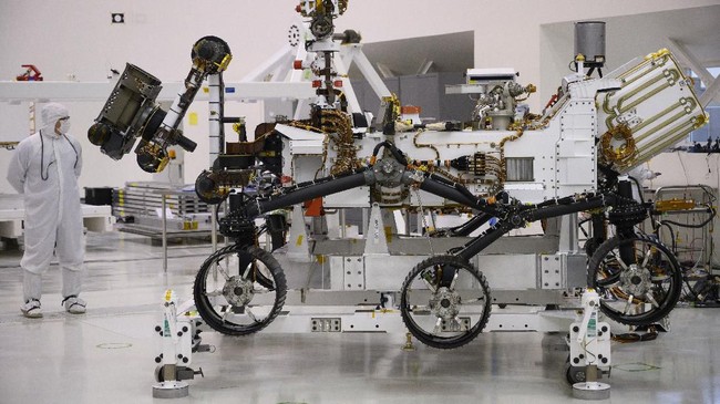 Badan Antariksa dan Penerbangan Amerika Serikat (NASA) berencana mengirim robot anjing untuk melakukan eksplorasi di planet Mars.