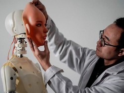 Ilmuwan: Menikah dengan Robot Nantinya Akan Dianggap Normal