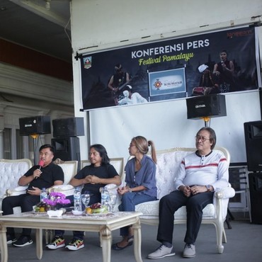 Dewa Budjana dan Trie Utami Ramaikan Festival Pamalayu