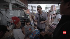 Kembang Api Tahun Baru Ustaz Pepen