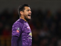 Aksi Sergio Romero yang Bikin Rooney Gigit Jari