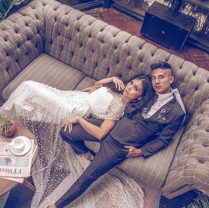 <p>Kim menjalin hubungan dengan Elisabeth selama kurang lebih empat tahun. Karena Elisabeth bekerja di Jakarta, pasangan ini LDR Bandung-Jakarta. (Foto: Instagram @kimkurniawan)</p>