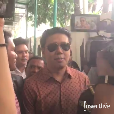 Sidang Kedua Kasus Ikan Asin, Pablo Benua Pakai Kemeja Louis Vuitton