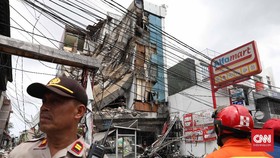 Polisi Periksa Lima Saksi Gedung Ambruk di Slipi