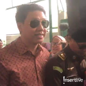 Selain Kongkow di Cafe, Pablo Benua Juga Pegang Ponsel di Penjara?