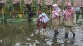 Suara Hati Guru soal Subsidi Kuota Internet Menteri Nadiem