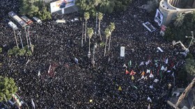 Jenazah Jenderal Iran Diarak Jutaan Orang Keliling Kota