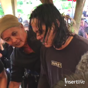 Tangisan Suami Antarkan Ria Irawan ke Peristirahatan Terakhir