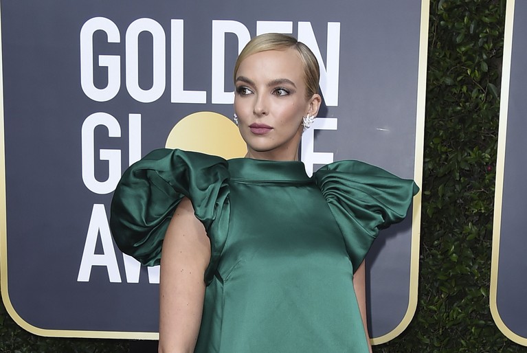 Berikut ini 5 gaya busana yang dinilai terburuk di ajang red carpet Golden Globe Awards 2020 yang diselenggarakan di Selandia Baru, Minggu (5/1).
