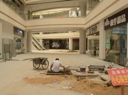 Kisah Mal Hantu di China