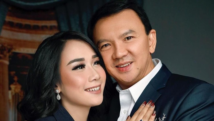 Kabar istri Ahok, Puput Nastiti Devi melahirkan bayi laki-laki, hingga resep bekal sekolah anak: bola ayam keju, jadi berita terpopuler di HaiBunda hari ini.