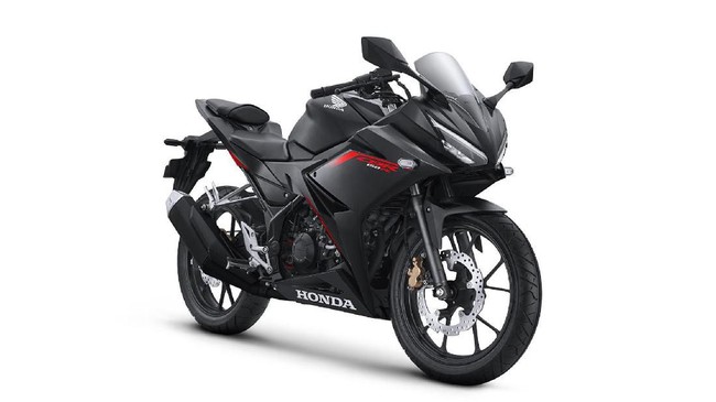 Mengawali 2020, Honda dan Yamaha menghadirkan warna dan striping baru untuk model lama.