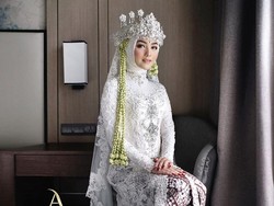 15 Inspirasi Model Kebaya Pengantin Hijab Modern yang Elegan