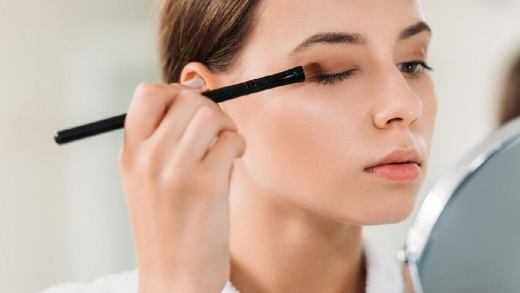 Ilustrasi eyeshadow