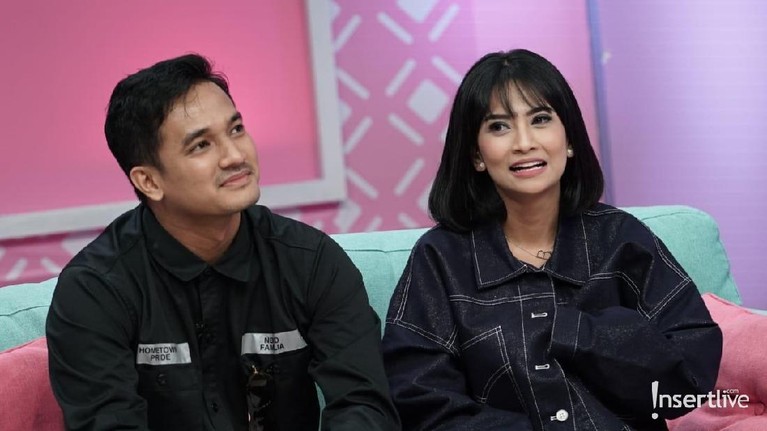 Vanessa Angel dan Bibi Ardiansyah untuk pertama kali muncul di televisi nasional usai resmi menikah pada 15 Desember 2019 lalu. 