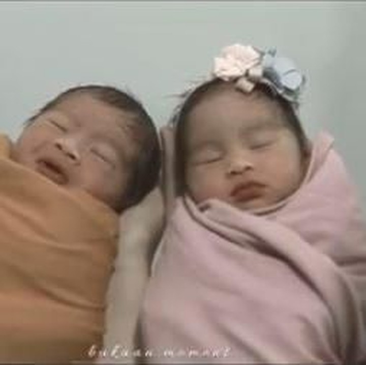 <p>Adik Raffi Ahmad ini melahirkan sepasang bayi kembar. Bayi mereka berjenis kelamin laki-laki dan perempuan. (Foto: Instagram @ritchieismail)</p>
