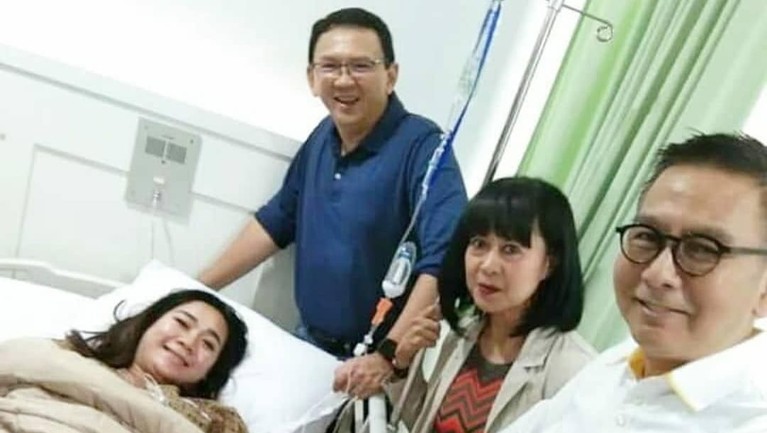Anak pertama Basuki Tjahja Purnama dan Puput Nastiti Devi lahir pada 6 Januari 2020 kemarin. Bayi itu diberi nama Yosafat Abimanyu Purnama. 