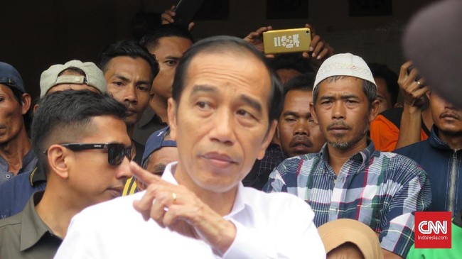 Jokowi membantah aksinya menyinggung Sandiaga untuk Pilpres 2024 di acara Hipmi itu punya arti dirinya mendukung Sandi.