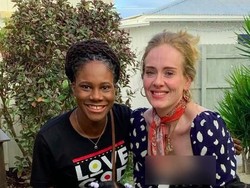 Adele Dihujat Usai Pakai Bikini, Ini Balasannya