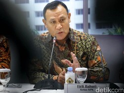 5 Aksi Firli Bahuri Jadi Kontroversi, dari Masak Nasgor hingga Naik Heli