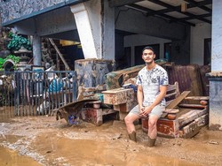 Hampir Sebulan Banjir Bekasi, Rumah Kevin Andrean Masih Berlumpur