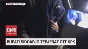 VIDEO: Bupati Sidoarjo Terjerat OTT KPK