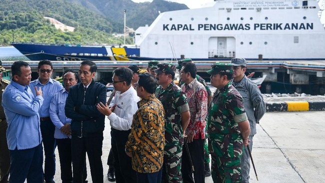 PKS mendorong pemerintah bersikap tegas melakukan pengusiran kapal, dan meminta para menteri Jokowi kompak menyikapi persoalan di Natuna.