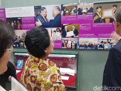 Prananda Prabowo Dampingi Megawati Terima Dr HC ke-9 di Tokyo