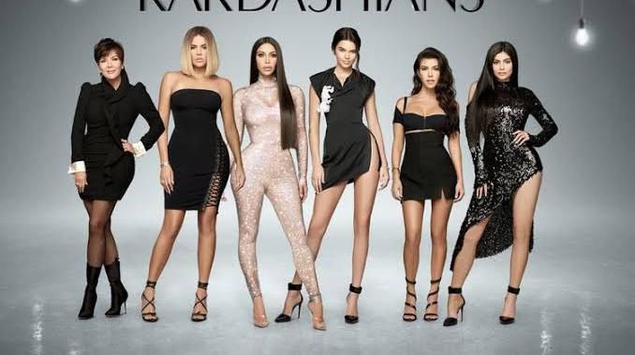Kylie Jenner berhasil mengungguli keluarga lainnya dengan meraih 156 juta pengikut di laman media sosial.