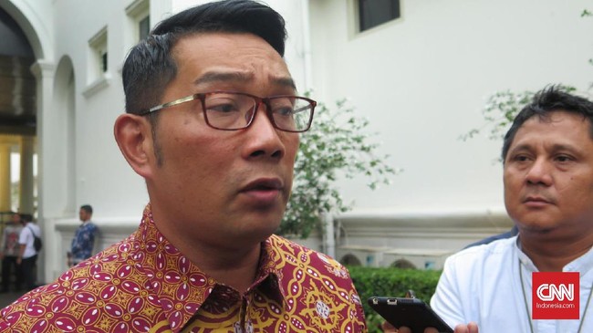 Soal masuk bursa capres versi anak muda, Gubernur Jabar Ridwan Kamil mengaku tak memakai buzzer dan tetap menganggap saingan sebagai mitra.