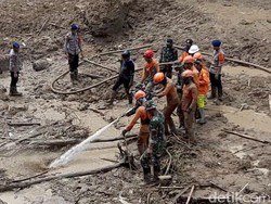 Sudah 1 Minggu Tertimbun, 3 Korban Longsor di Sukajaya Bogor Belum Ditemukan