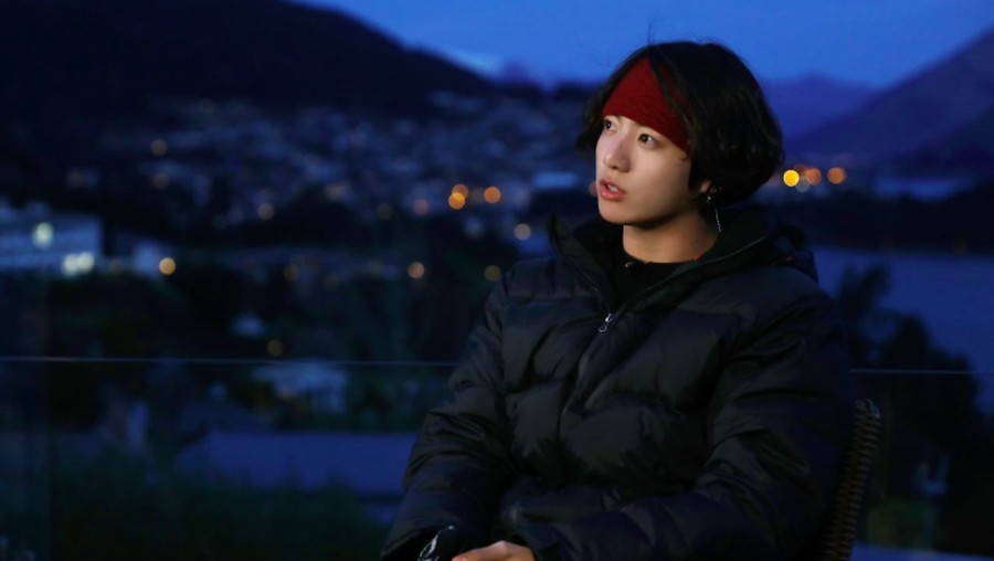 Minta Maaf, Jungkook BTS: Aku Janji Tak Akan Kecewakan ARMY Permintaan maaf Jungkook BTS pada ARMY (penggemar BTS) di episode terakhir Bon Voyage 4.