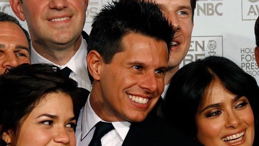 Silvio Horta, pembuat serial Ugly Betty meninggal dunia karena bunuh diri dengan menembak dirinya sendiri.