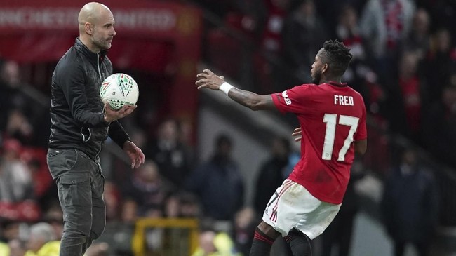 Pep Guardiola membuktikan masih salah satu jenius soal urusan meracik strategi saat Manchester City mengalahkan Manchester United dengan skor 3-1.