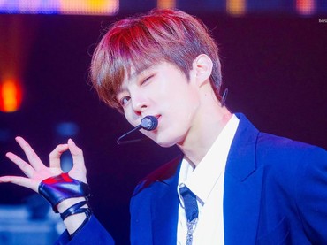 Kim Wooseok Debut Jadi Aktor di Drama 'Twenty Twenty'