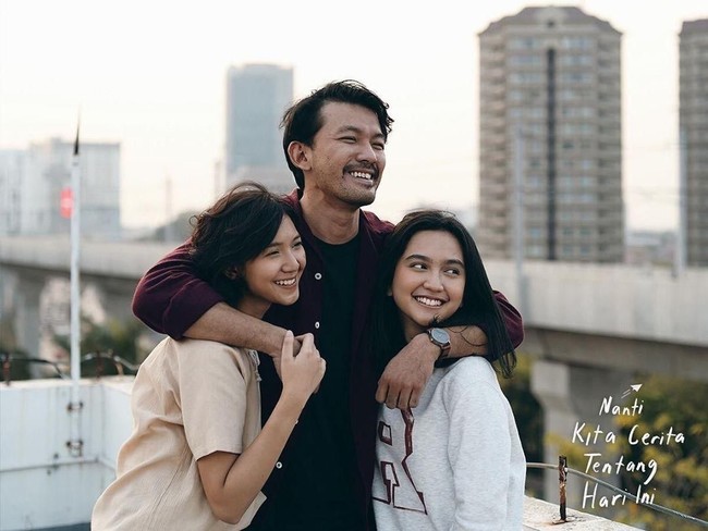 Film Drama Keluarga, Menggali Kedalaman Emosi dalam Film "Nanti Kita Cerita Tentang Hari Ini"