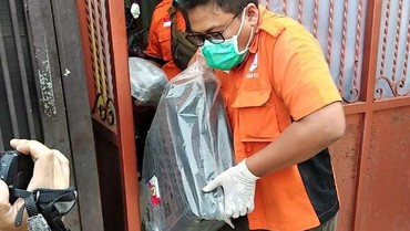 img-title Terungkap, Daftar Barang yang Digeledah Polisi dari Rumah Teddy