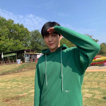 Kim Seon Ho dan 6 Member '2 Days & 1 Night' yang Mundur karena Skandal