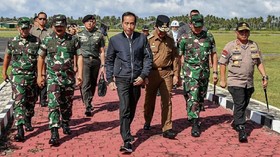 Jokowi Minta Panglima-Kapolri Buru Penembak Kepala BIN Papua