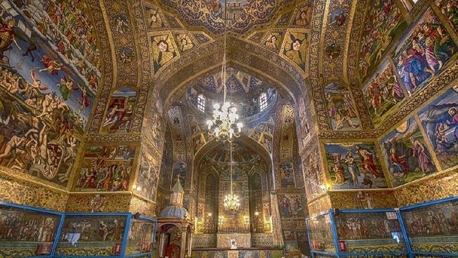 Trump mengancam bakal meruntuhkan situs sejarah dan budaya di Iran, yang disebut sebagai warisan arsitektur dan desain terbaik di dunia.
