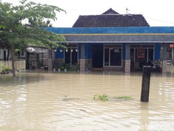Bendungan Jebol Picu Banjir Grobogan, Ganjar: Perbaikan Tahun Depan
