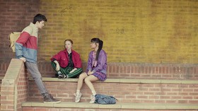 Netizen Korea Sebut Sex Education Rasial Usai Singgung Kimchi