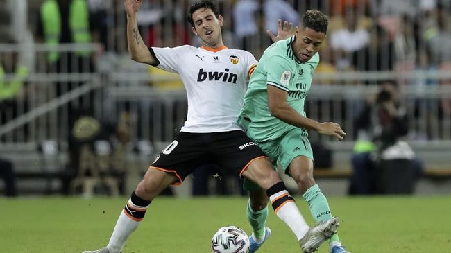 Penyerang Real Madrid Jadi Korban Percobaan Perampokan Striker Real Madrid Mariano Diaz jadi korban percobaan perampokan di Madrid, Selasa (22/1) sore waktu setempat.